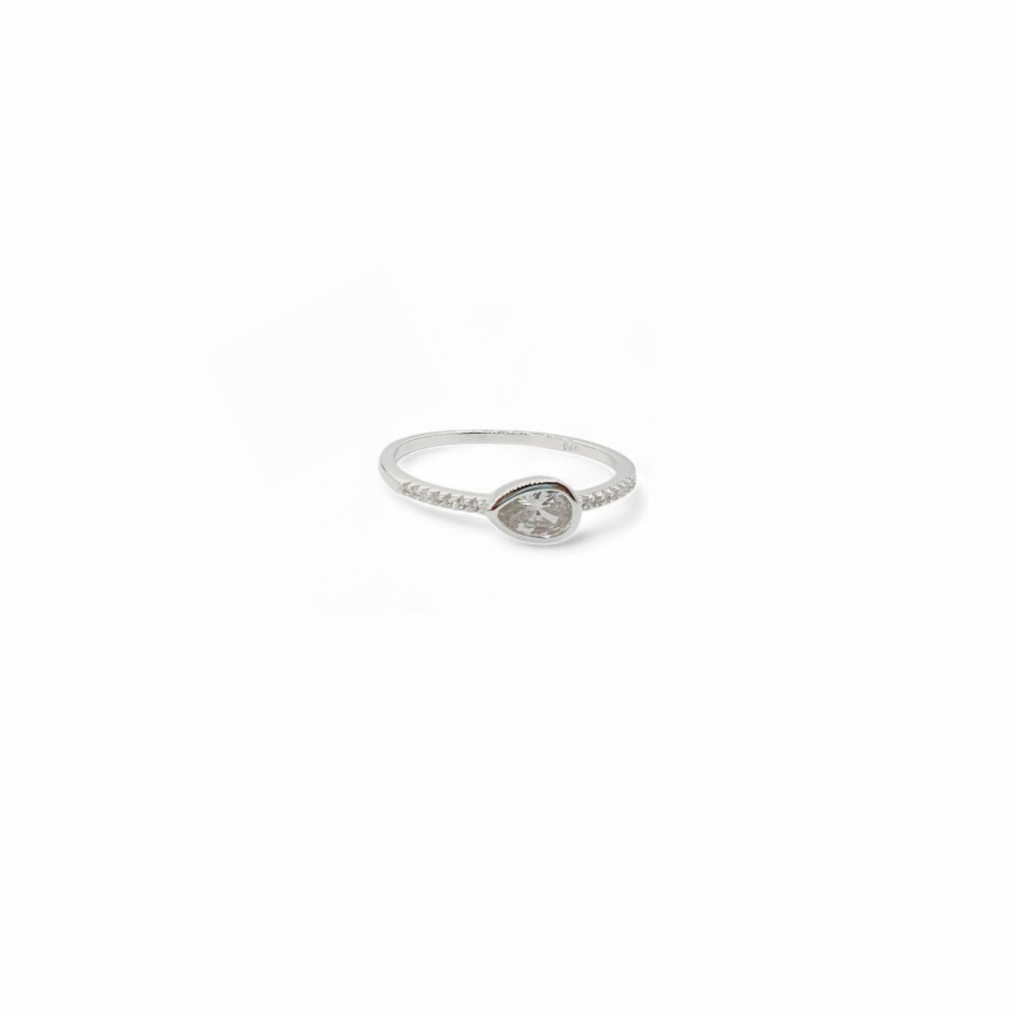 Anillo de Plata Italiana 925 con Circonita en Forma de Gota