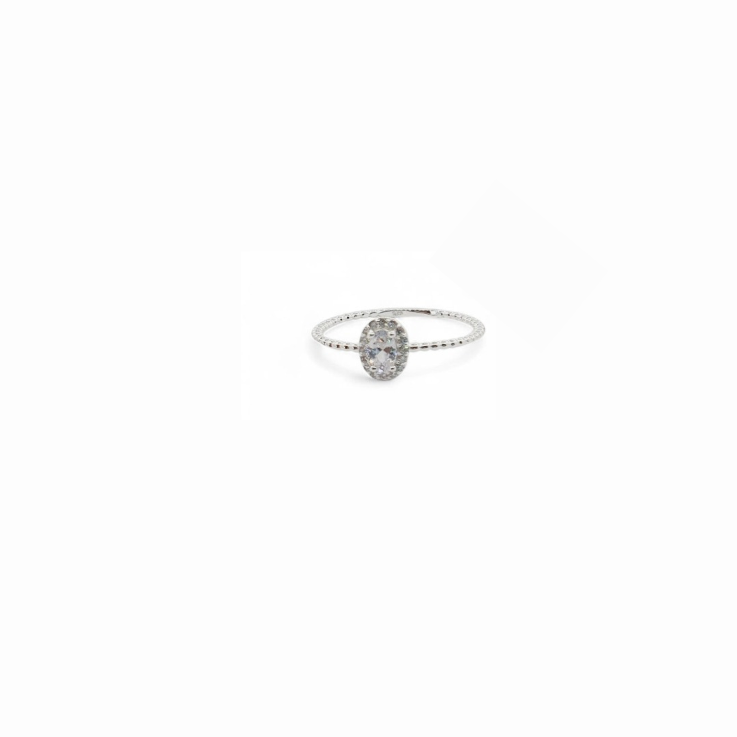 Anillo de Plata Italiana 925 con Circones en Forma Ovalada