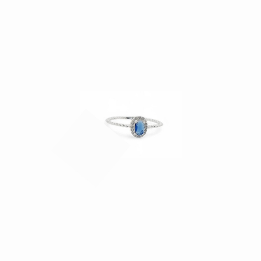 Anillo de Plata Italiana 925 con Circones en Forma Ovalada