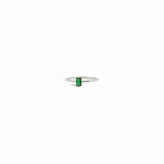 Anillo de Plata Italiana 925 con Circonita en Forma Rectangular