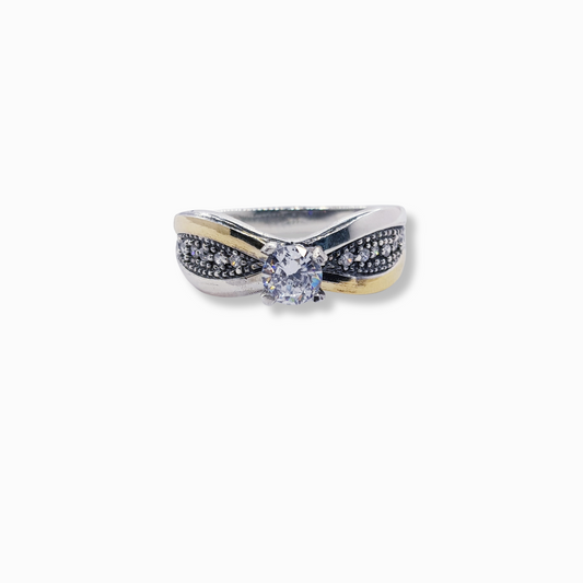ANILLO SOLITARIO CON CIRCON CENTRAL