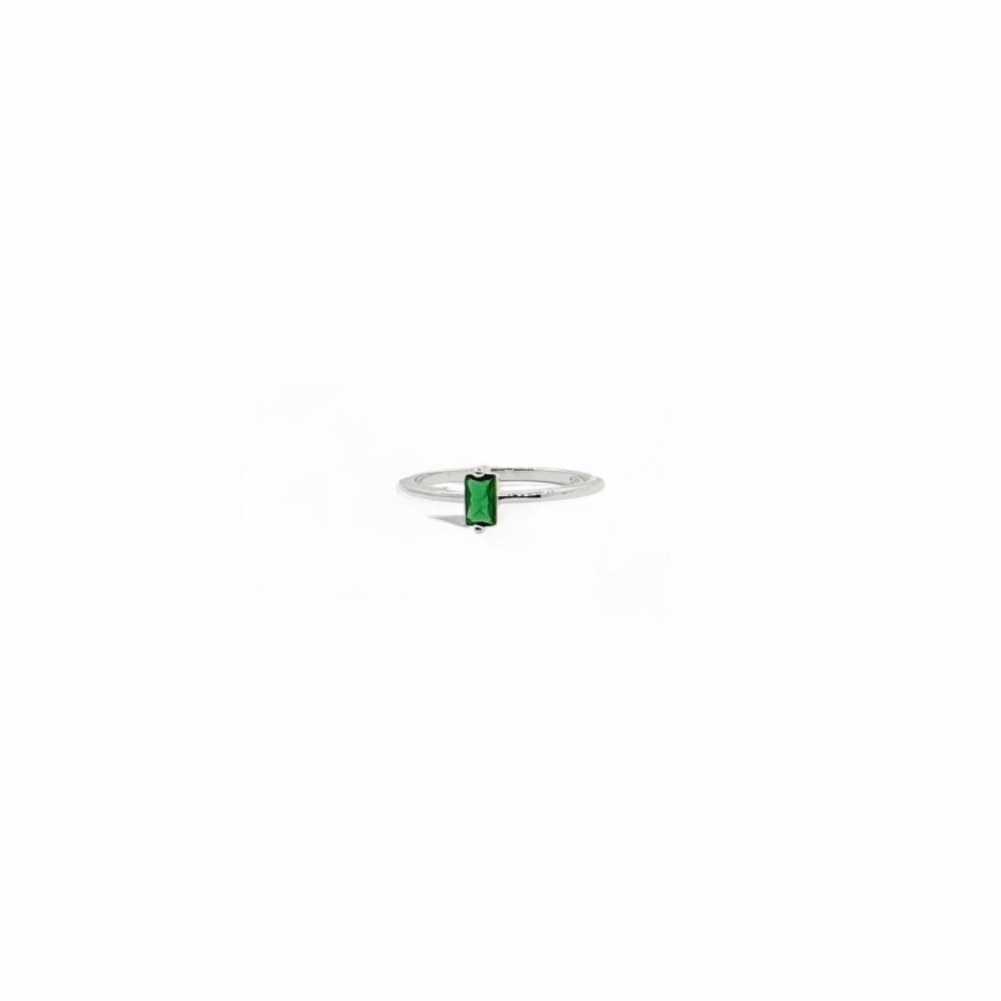 Anillo de Plata Italiana 925 con Circonita en Forma Rectangular