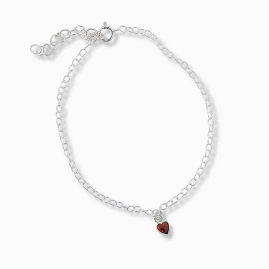 PULSERA DE PLATA CON DIJE DE CORAZÓN ROJO